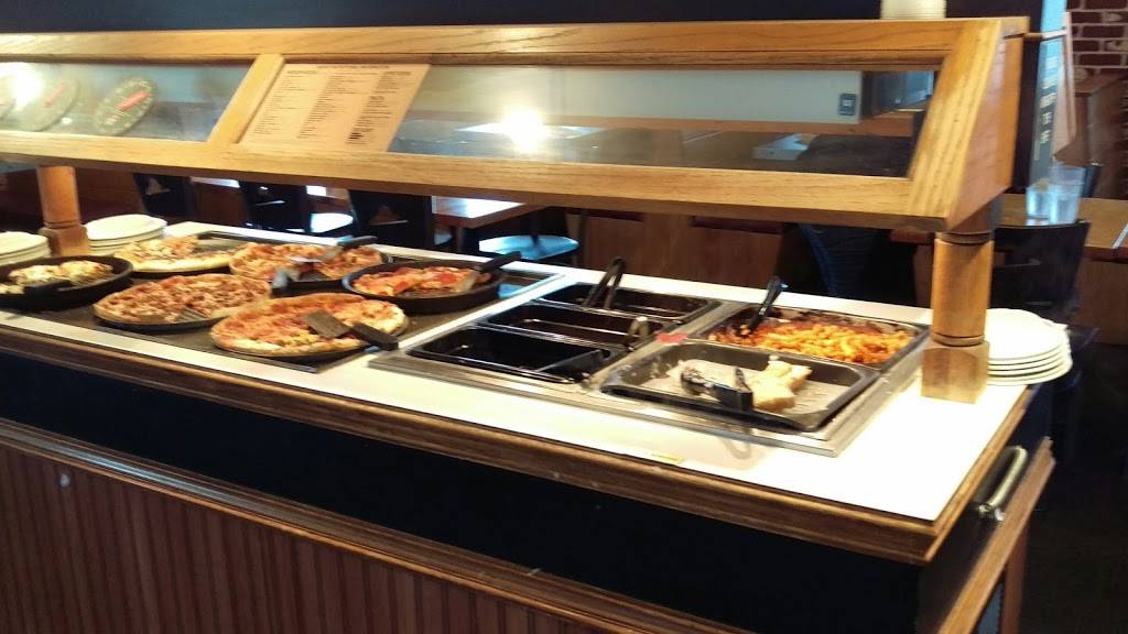 Pizza Hut | restaurant | 1050 N Ponce De Leon Blvd, St. Augustine, FL 32084, USA | 9048244451 OR +1 904-824-4451