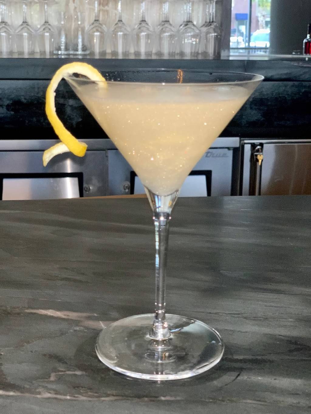 Pale Horse Eatery & Sky Bar | restaurant | 2031 Central Plaza #101, New Braunfels, TX 78130, USA | 8303127332 OR +1 830-312-7332