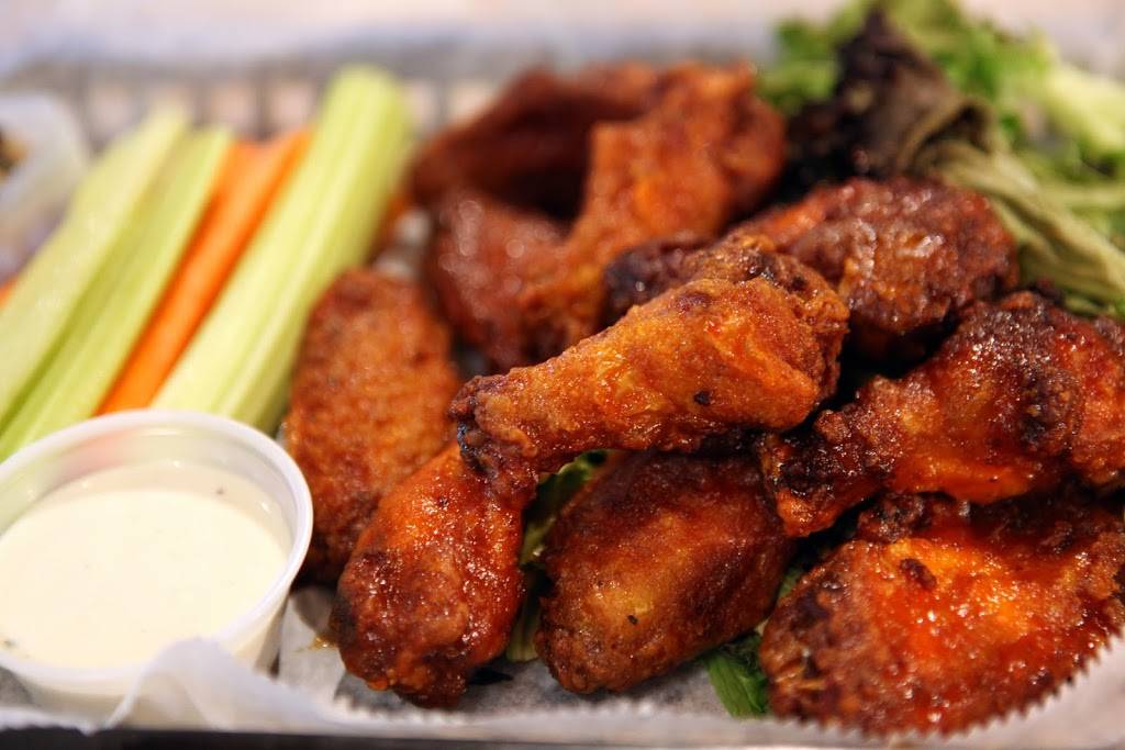 Craig Millers Field House Sports Bar and Restaurant | restaurant | 7958 Via Dellagio Way #100, Orlando, FL 32819, USA | 4072483474 OR +1 407-248-3474