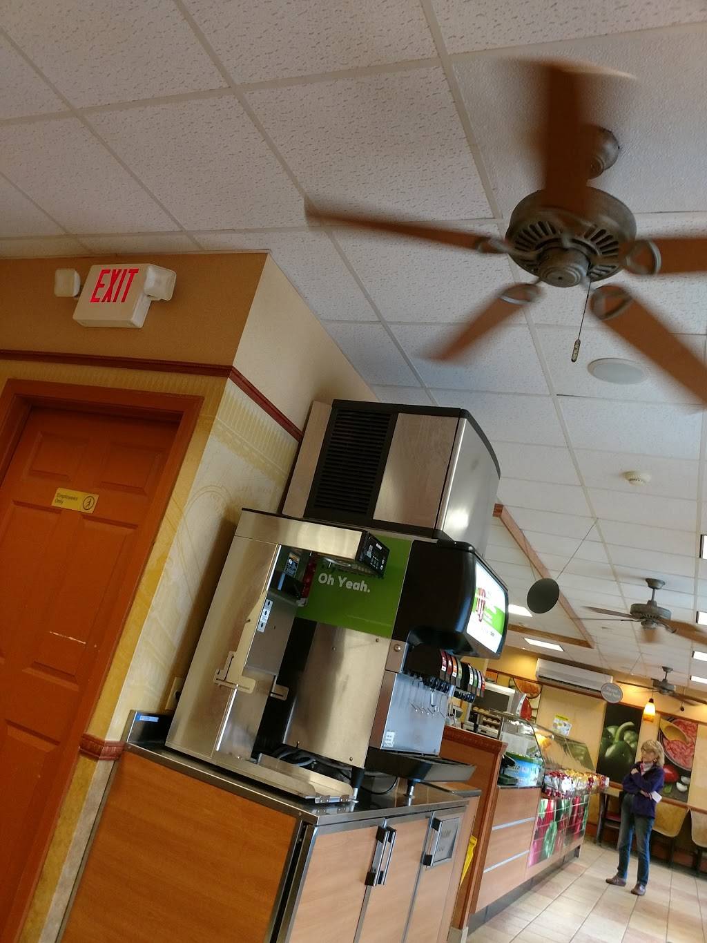 Subway | restaurant | 157 W Main St, Dudley, MA 01571, USA | 5089498665 OR +1 508-949-8665