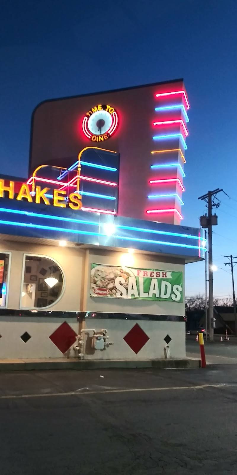 Spangles | restaurant | 6411 E Central Ave, Wichita, KS 67206, USA | 3166911700 OR +1 316-691-1700