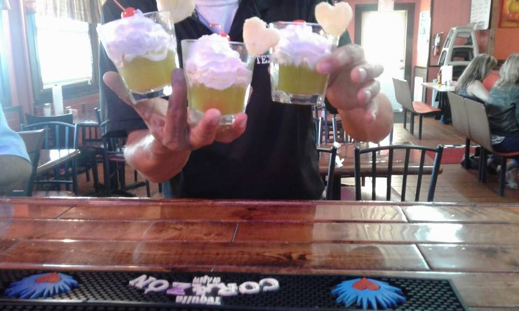 Pinto Bean | restaurant | 700 W Main St, Edna, TX 77957, USA | 3617810190 OR +1 361-781-0190