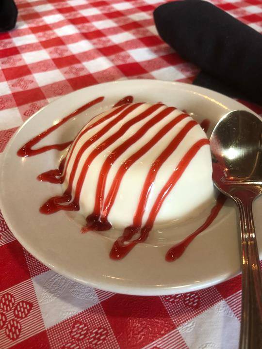 Cilinos | restaurant | 230 8th Ave SE, Wellman, IA 52356, USA | 3196464555 OR +1 319-646-4555