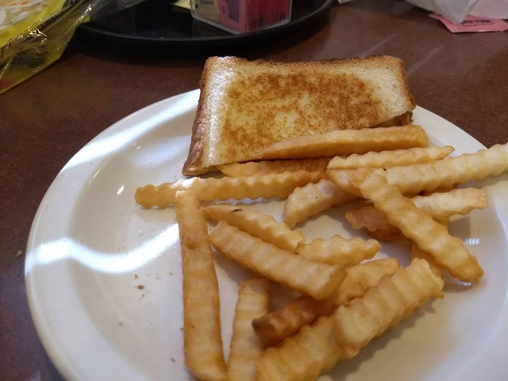 Tex & Shirleys | restaurant | 1720 Battleground Ave, Greensboro, NC 27408, USA | 3368824005 OR +1 336-882-4005