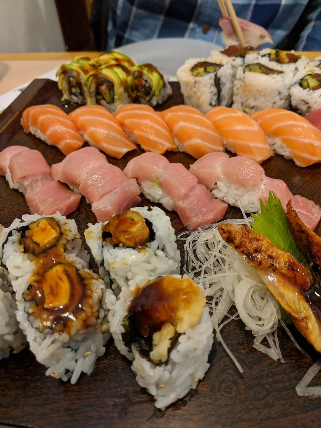 Sharaku | restaurant | 6159 Haggerty Rd, West Bloomfield Township, MI 48322, USA | 2489601888 OR +1 248-960-1888