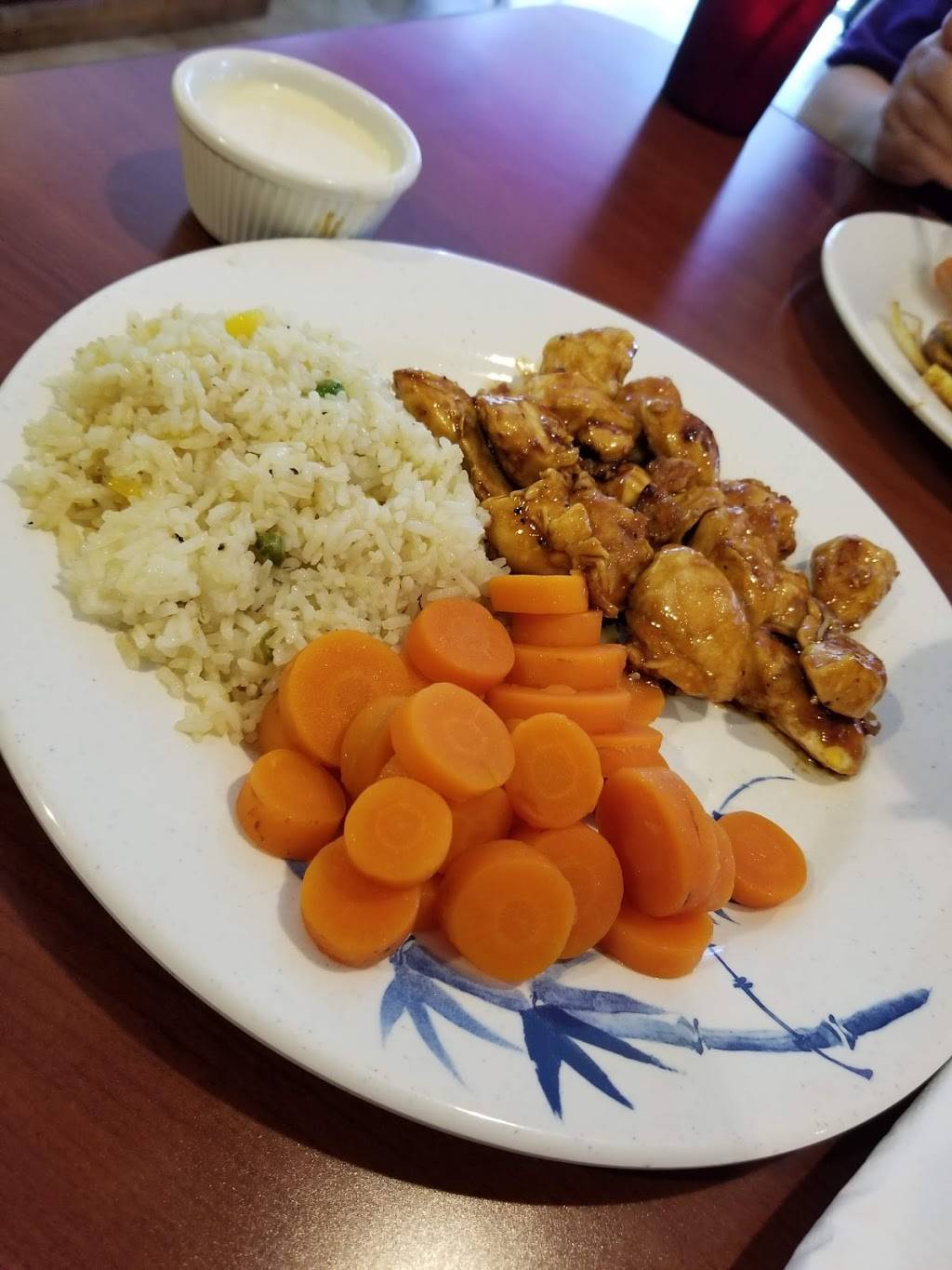 Bombay Bistro Fine Dine Indian Cuisine | restaurant | 2800 Scottsville Rd suite #8, Bowling Green, KY 42104, USA | 2709381005 OR +1 270-938-1005