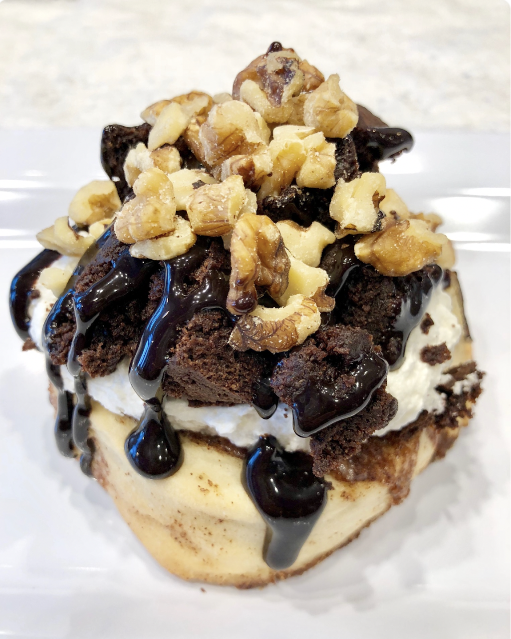 Cinnaholic | bakery | 1573 Manheim Pike, Lancaster, PA 17601, USA | 7175177714 OR +1 717-517-7714