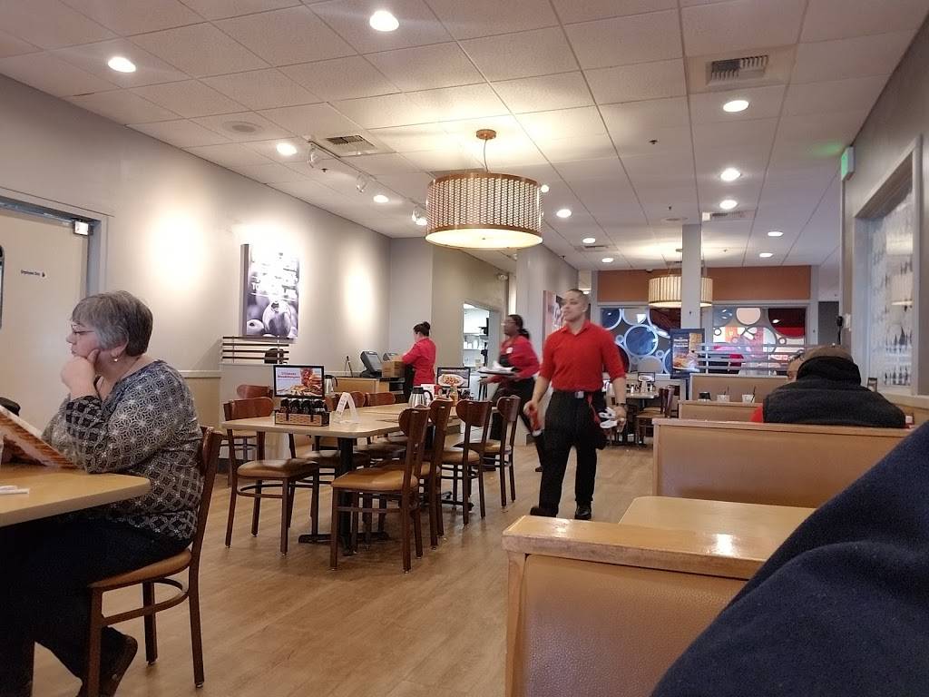 IHOP | bakery | 35085 Euclid Ave, Willoughby, OH 44094, USA | 4409533962 OR +1 440-953-3962