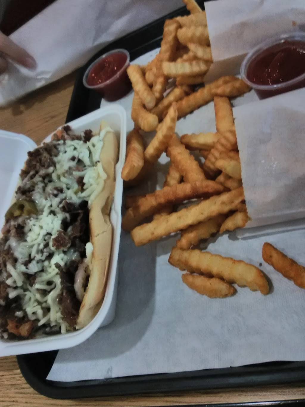 Rainbow Drive In | restaurant | 115 E Visalia Rd, Farmersville, CA 93223, USA | 5597470337 OR +1 559-747-0337