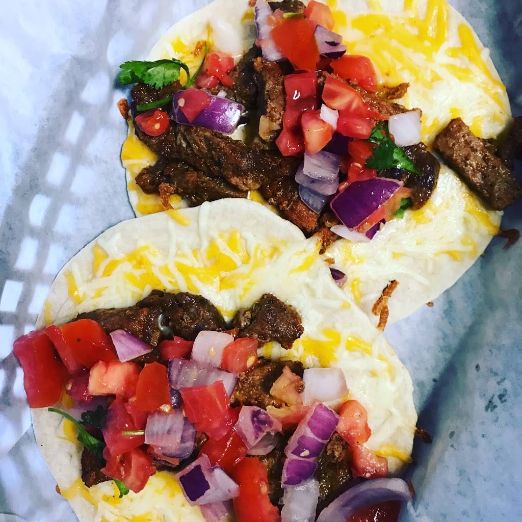 Papa Pineapples Restaurant | restaurant | Phone number is wrong, 314 W Main St, Leesburg, FL 34748, USA | 3528017097 OR +1 352-801-7097