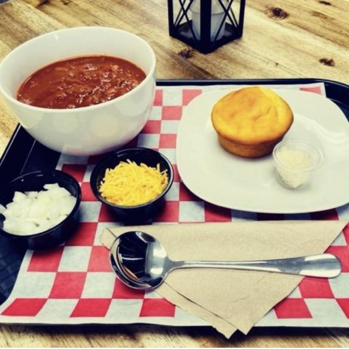 Weenee Roadhouse | restaurant | 35400 Date Palm Dr, Cathedral City, CA 92234, United States | 7605371130 OR +1 760-537-1130