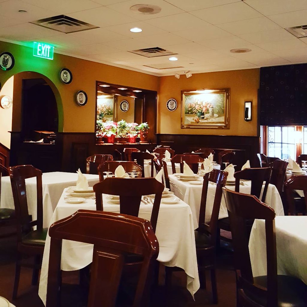 Spanish Tavern | restaurant | 103 McWhorter St A, Newark, NJ 07105, USA | 9735894959 OR +1 973-589-4959