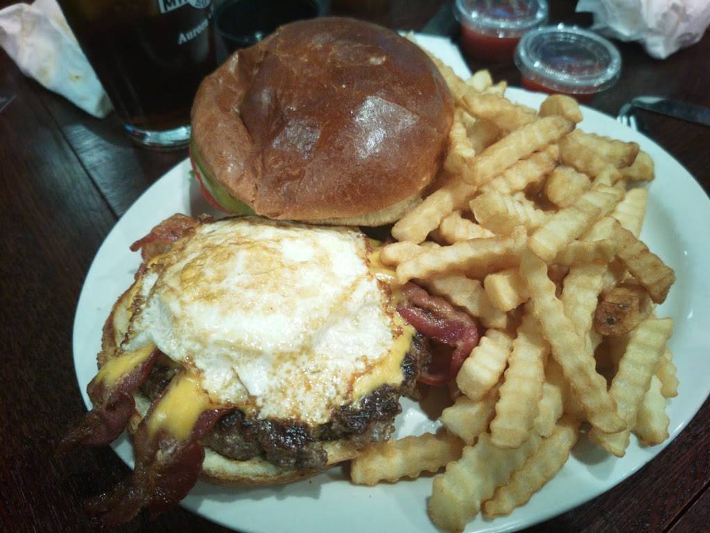 Mike & Denises Pizzeria & Pub | restaurant | 728 E Veterans Pkwy, Yorkville, IL 60560, USA | 6308829072 OR +1 630-882-9072