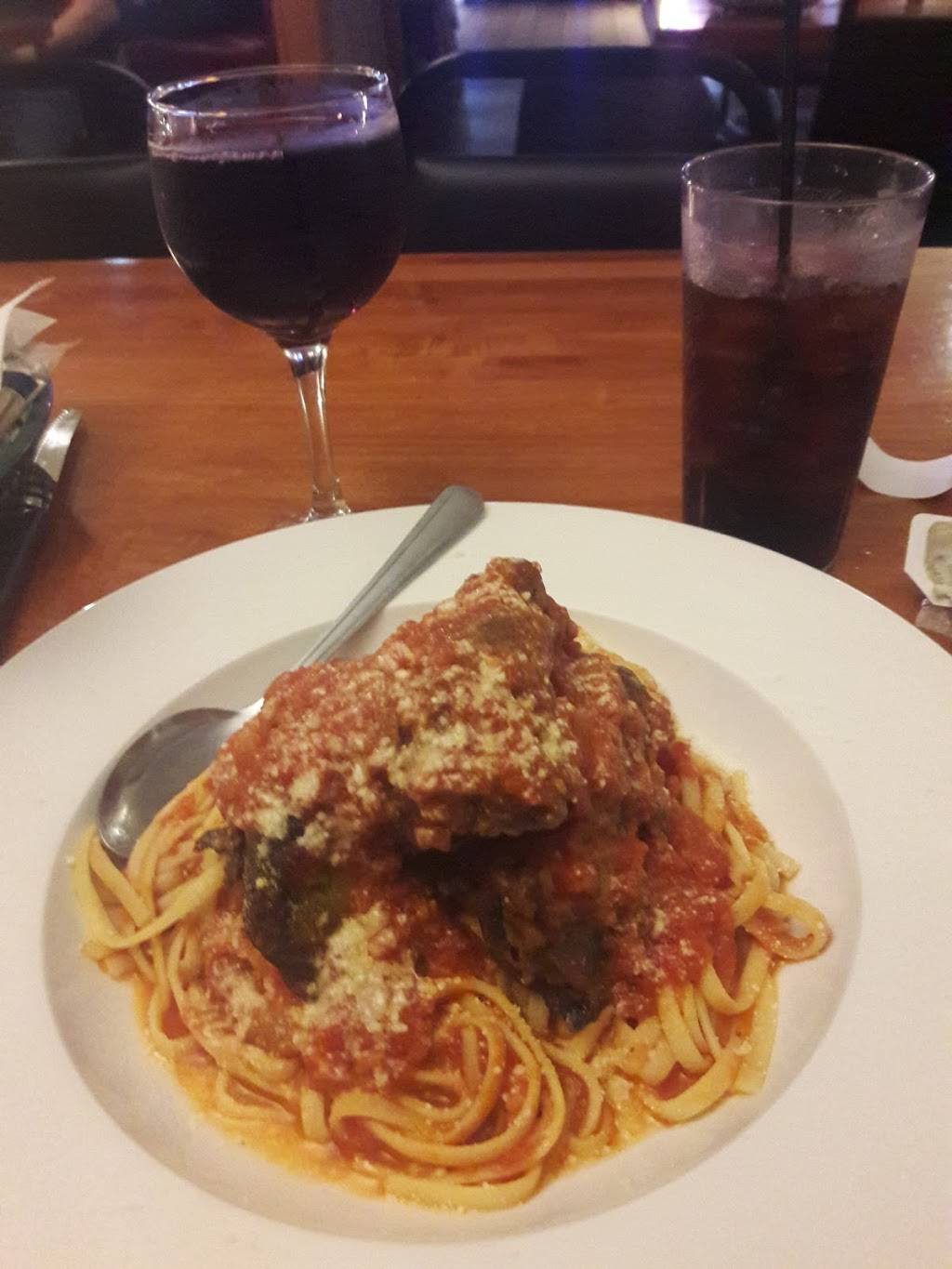 Valley Inn Restaurant | restaurant | 8300 W 107th St, Palos Hills, IL 60465, USA | 7089740509 OR +1 708-974-0509