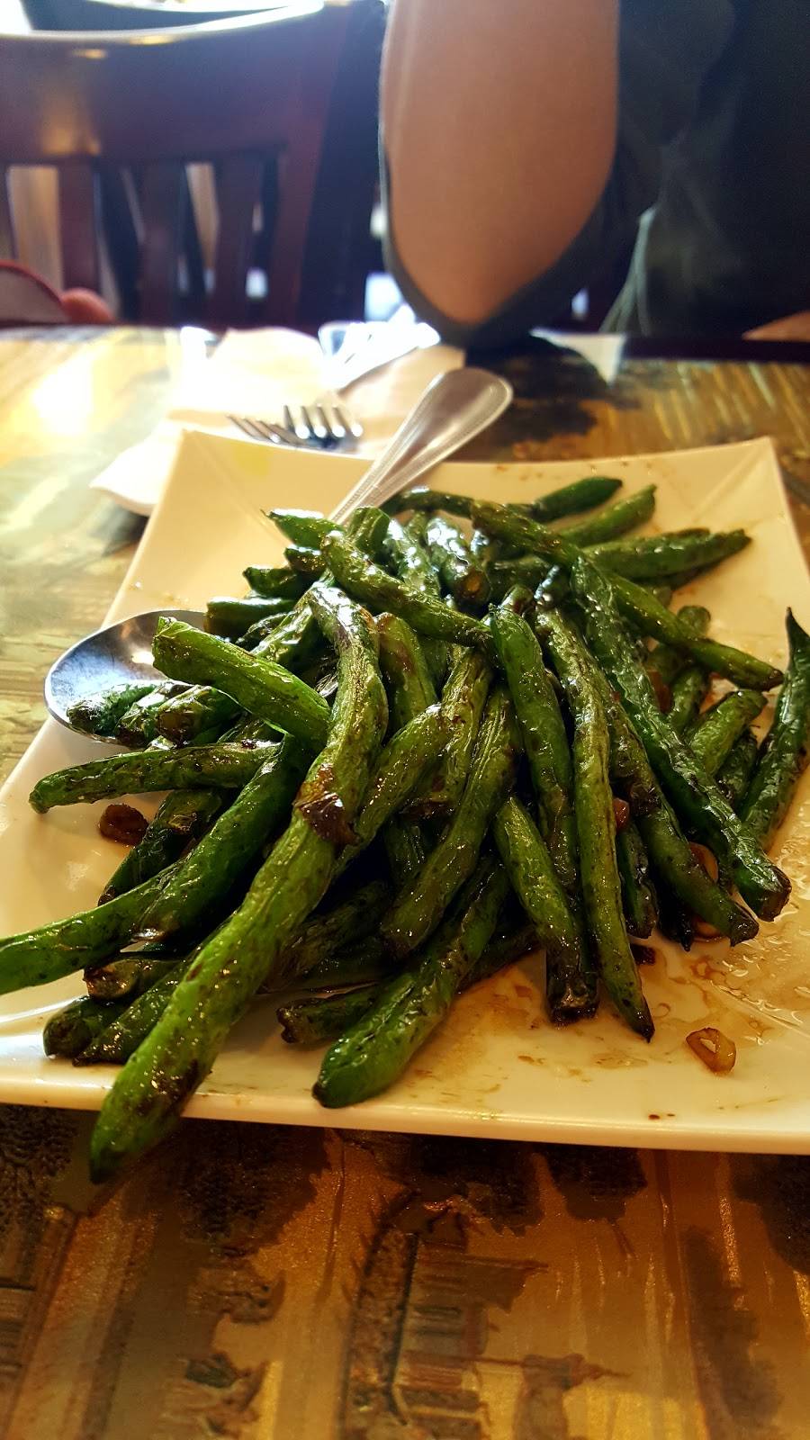 Shanghai Taste | restaurant | 1121 Nelson St, Rockville, MD 20850, USA | 3012790806 OR +1 301-279-0806