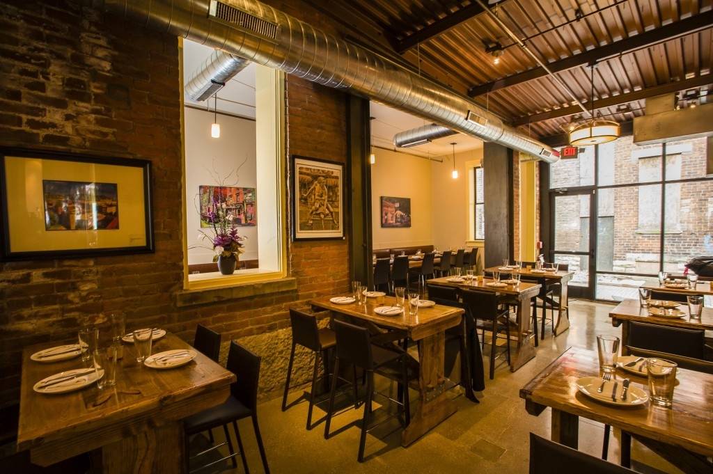 Zula Restaurant & Wine Bar | night club | 1400 Race St, Cincinnati, OH 45202, USA | 5137449852 OR +1 513-744-9852