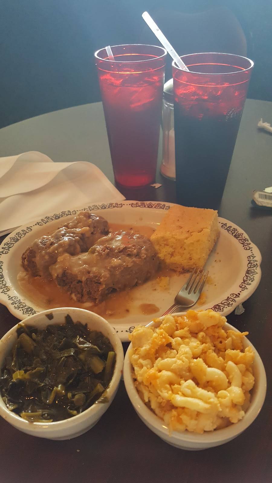 Ginas Soul Food | restaurant | 17410 E Warren Ave, Detroit, MI 48224, USA | 3134691732 OR +1 313-469-1732