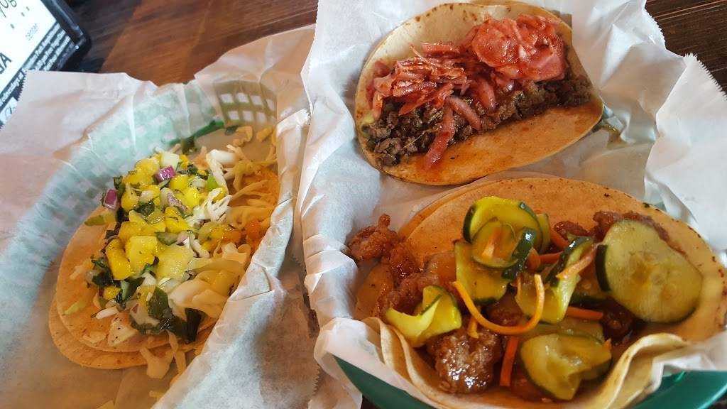 White Duck Taco Shop | restaurant | 126 Buffalo St, Johnson City, TN 37604, USA | 4233289193 OR +1 423-328-9193