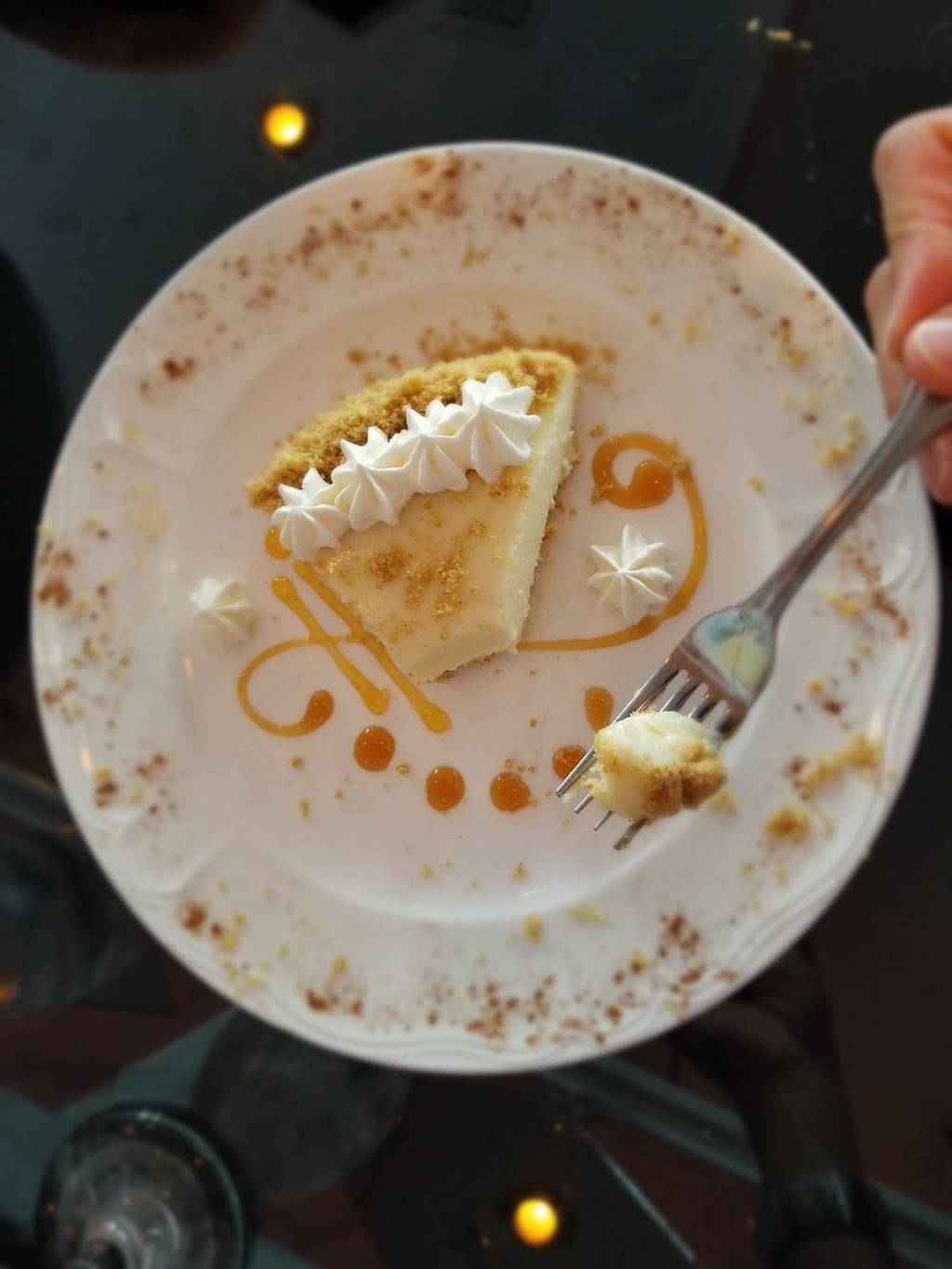 Beauchaines 211 | restaurant | 211 S Topsail Dr, Surf City, NC 28445, USA | 9103281888 OR +1 910-328-1888