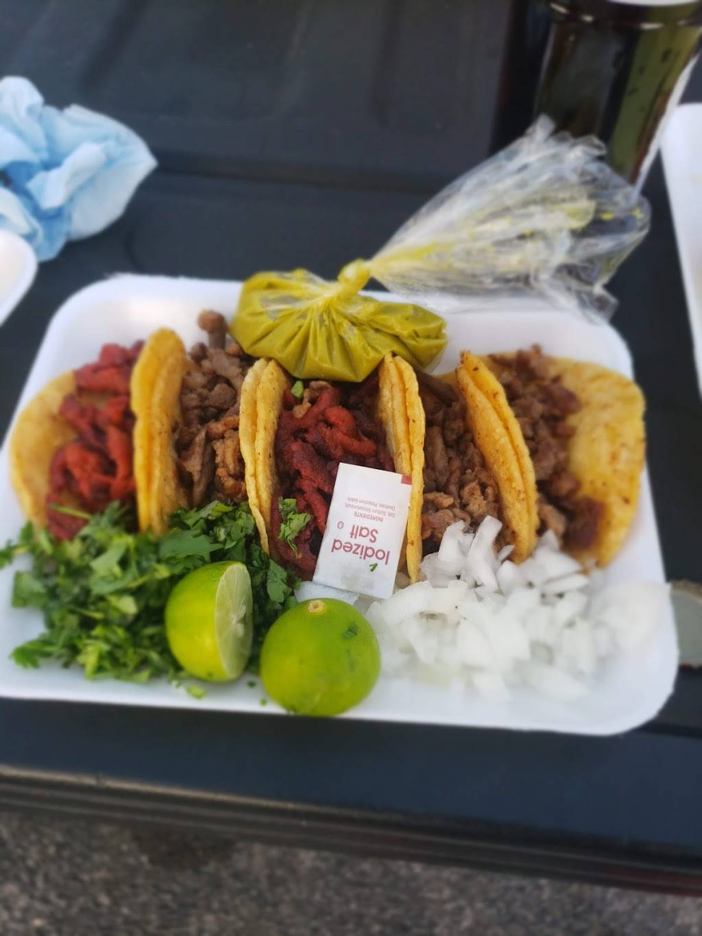 Gueros Fajita | restaurant | 401 W Maplewood Ln, San Antonio, TX 78216, USA | 2107488390 OR +1 210-748-8390