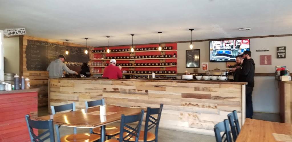 Orthocity Brewery & Smokehouse | restaurant | 975 Warren St, Warsaw, IN 46580, USA | 5742694708 OR +1 574-269-4708