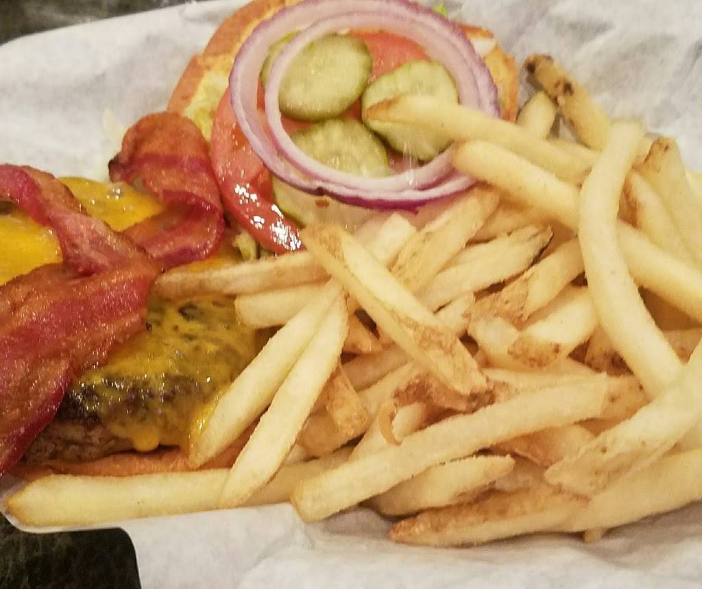 Ruby Tuesday | restaurant | 1218 W Pearce Blvd, Wentzville, MO 63385, USA | 6363273339 OR +1 636-327-3339