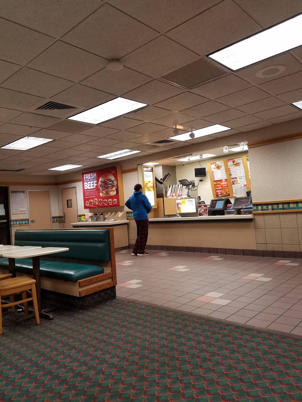 Wendys | restaurant | 1895 Douglas Rd, Montgomery, IL 60538, USA | 6308449320 OR +1 630-844-9320