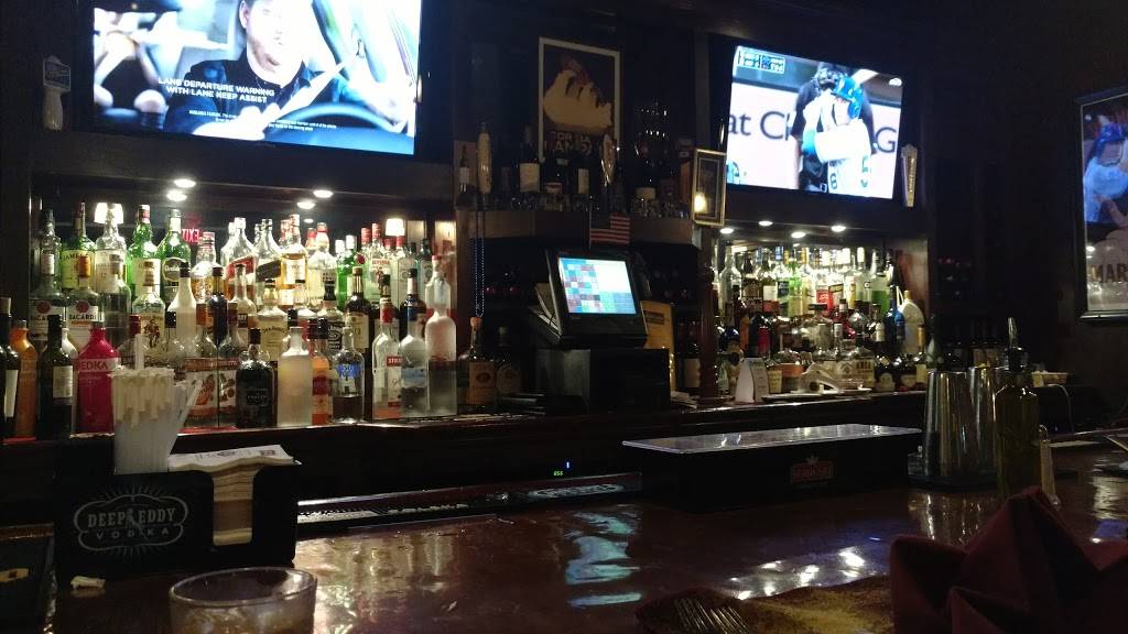 Reggianos Restaurant | restaurant | 489 Bridgeport Ave, Milford, CT 06460, USA | 2037138300 OR +1 203-713-8300