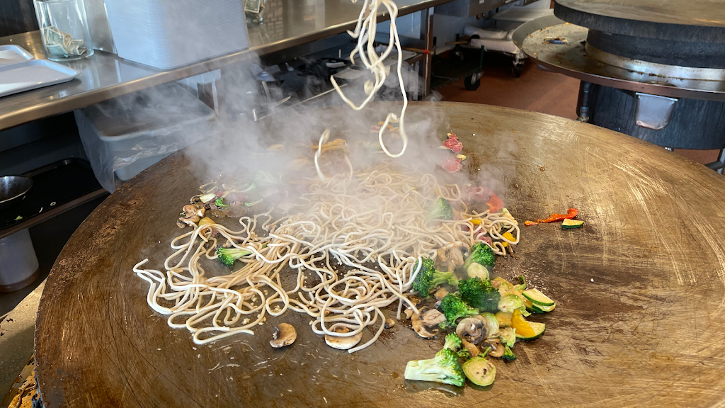Blazin Mongolian BBQ Scottsdale | restaurant | 9120 Talking Stick Way E-8, Scottsdale, AZ 85250, USA | 4809488011 OR +1 480-948-8011
