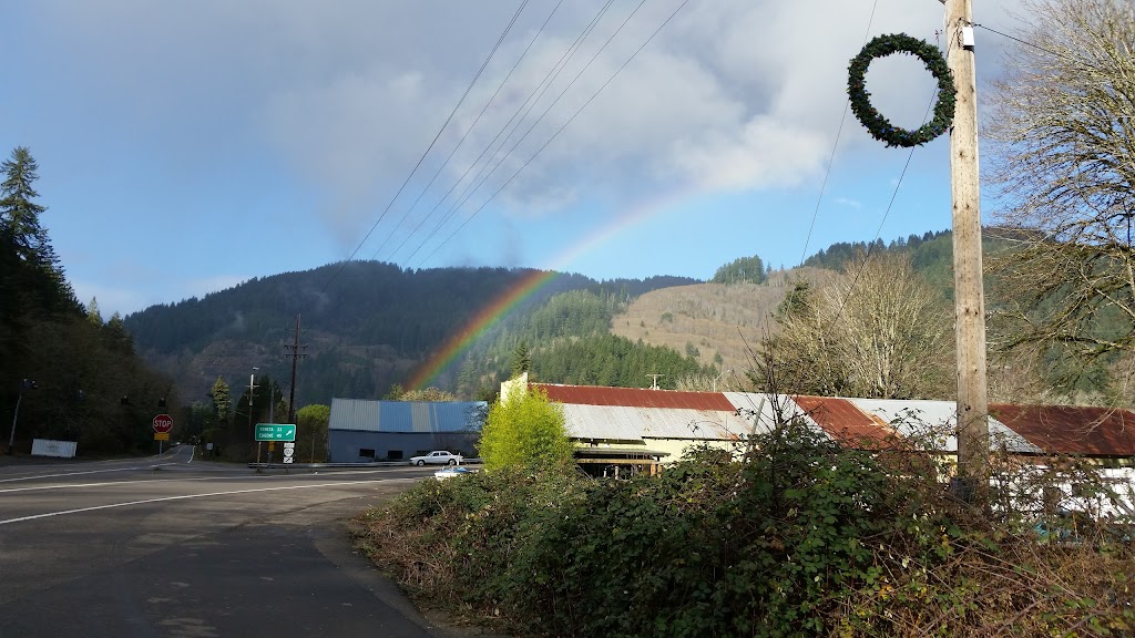 Franks | restaurant | 10788 OR-126, Mapleton, OR 97453, USA | 5412684856 OR +1 541-268-4856