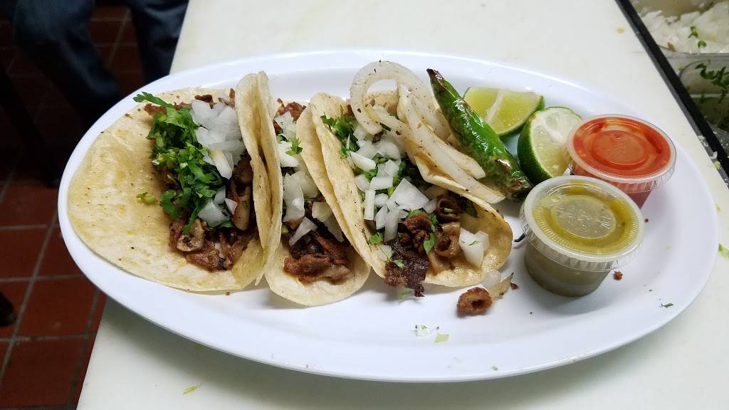 Tortas Y Tacos El Ranchito | restaurant | 8017 Lake June Rd, Dallas, TX 75217, USA | 2143919612 OR +1 214-391-9612