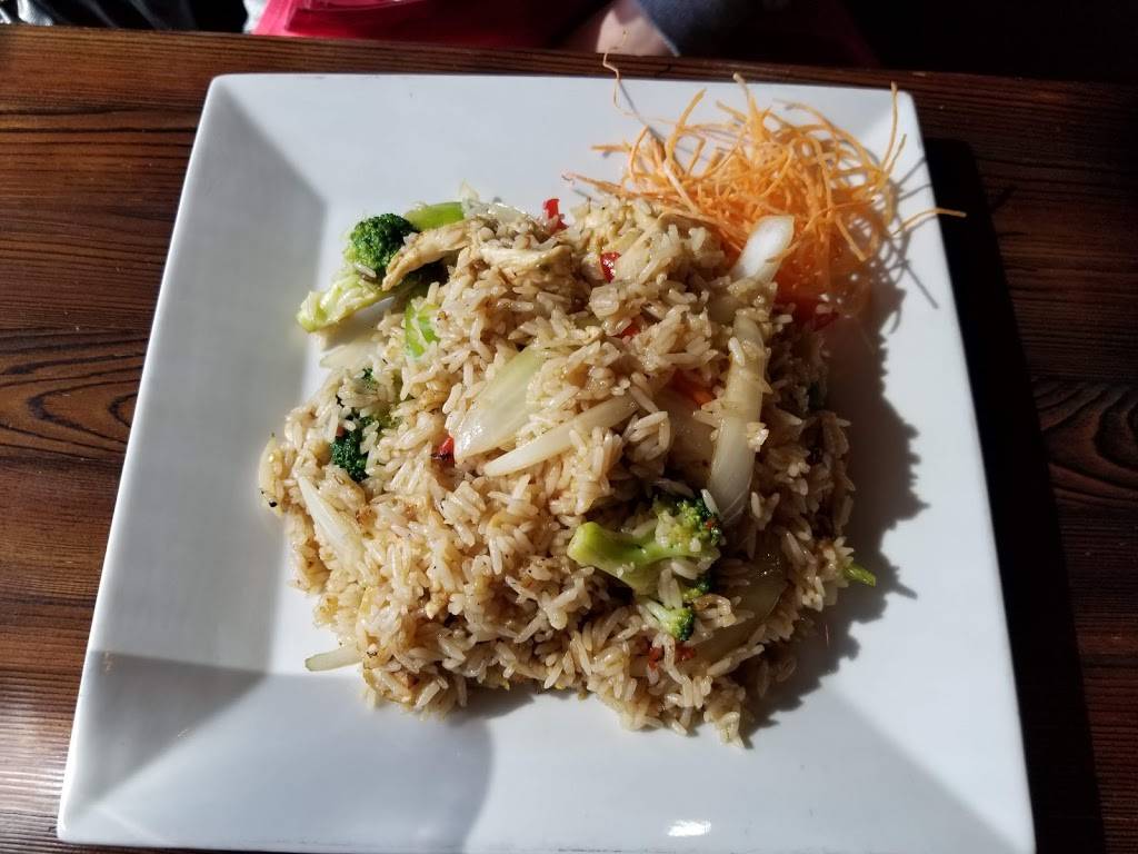 Chilli Thai | restaurant | 8150 N MacArthur Blvd #164, Irving, TX 75063, USA | 4694209960 OR +1 469-420-9960