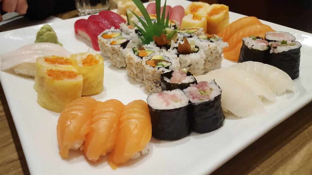 Nama Sushi | restaurant | 750 St Clair Ave W, Toronto, ON M6C 1B5, Canada | 4166520711 OR +1 416-652-0711