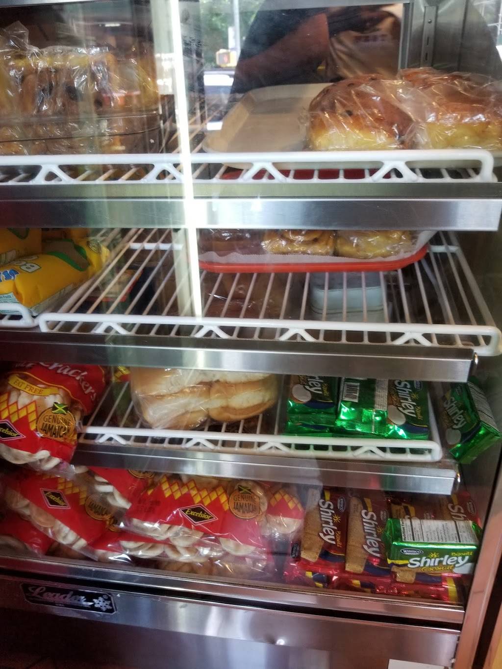 Triple Ds Place | restaurant | 771 Washington Ave, Brooklyn, NY 11238, USA | 7186232310 OR +1 718-623-2310