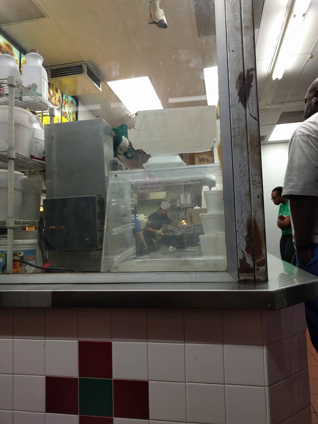 Louisiana Famous Fried Chicken | restaurant | 4211 W Century Blvd, Inglewood, CA 90304, USA | 3106715581 OR +1 310-671-5581