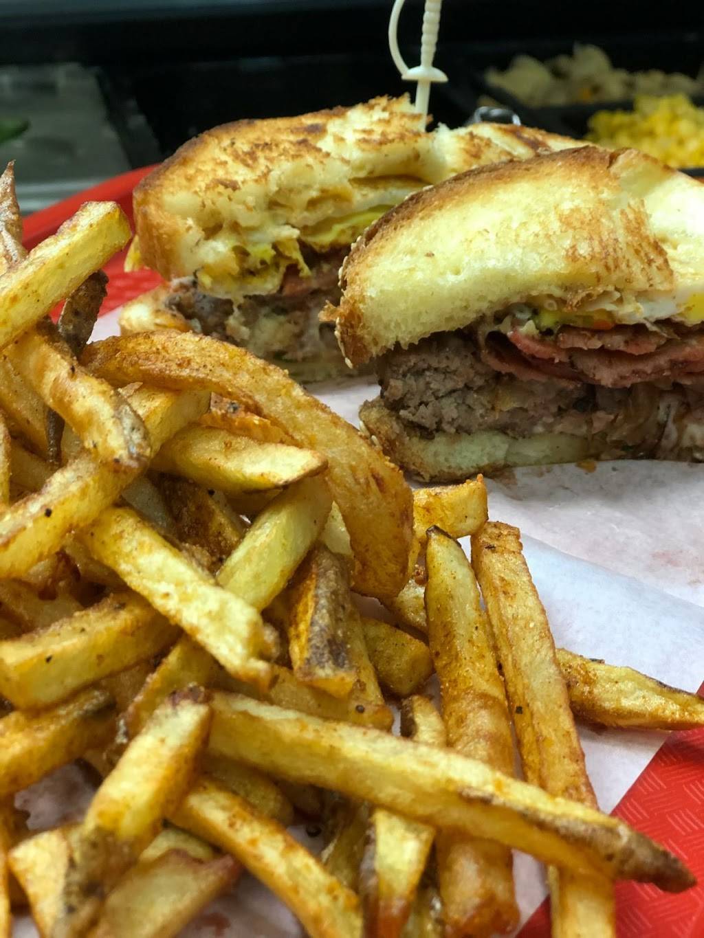 Big Moes Kitchen | restaurant | 673 Inkster Rd, Garden City, MI 48135, USA | 7344665356 OR +1 734-466-5356