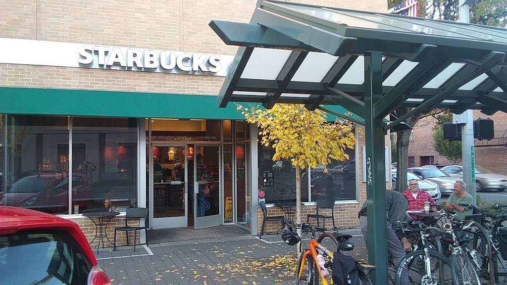 Starbucks | cafe | 425 SW Madison Ave, Corvallis, OR 97333, USA | 5417535318 OR +1 541-753-5318