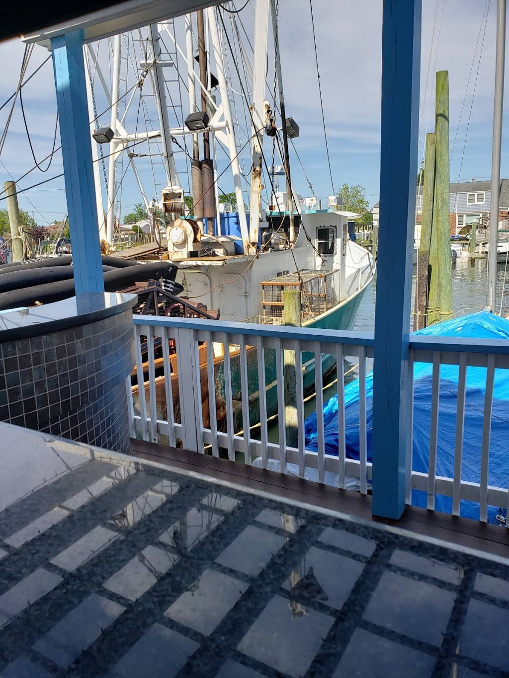 Mile On The Water | restaurant | 229 Woodcleft Ave, Freeport, NY 11520, USA | 5163770700 OR +1 516-377-0700