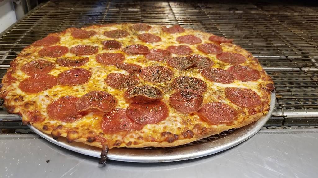 Dominos Pizza | meal delivery | 192 Water St, Gardiner, ME 04345, USA | 2072032200 OR +1 207-203-2200