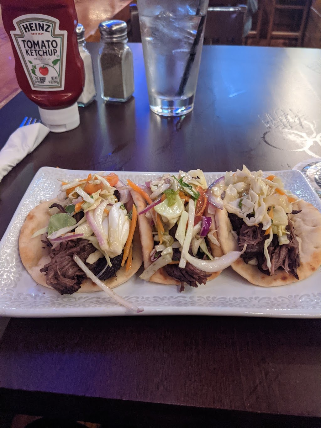 The Rose and Crown | night club | 23 S Water St, Nantucket, MA 02554, USA | 5082282595 OR +1 508-228-2595