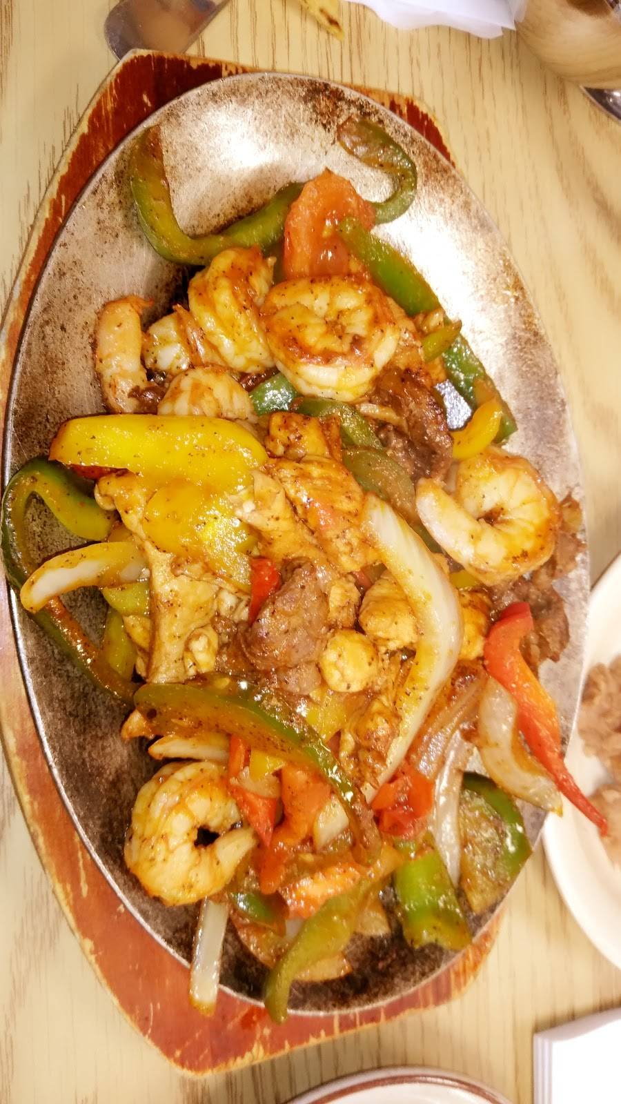 El Nuevo Taconazo Restaurant | restaurant | 5849 S Kedzie Ave, Chicago, IL 60629, USA | 7734244044 OR +1 773-424-4044