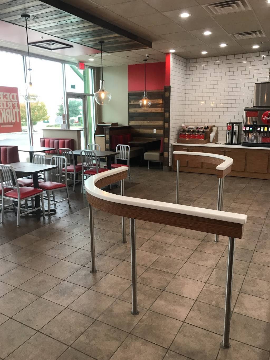 Arbys | restaurant | 4138 S New Braunfels Ave #101, San Antonio, TX 78223, USA | 2103146390 OR +1 210-314-6390