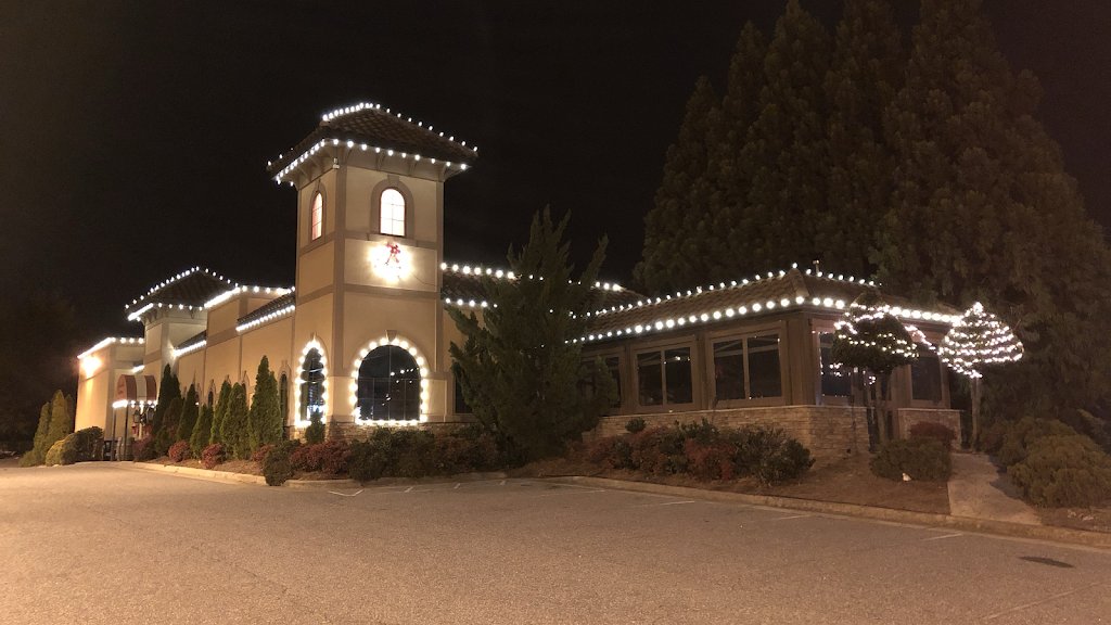 Elizabeths Pizza Italian Restaurant | restaurant | 3927 Battleground Ave, Greensboro, NC 27410, USA | 3362881515 OR +1 336-288-1515