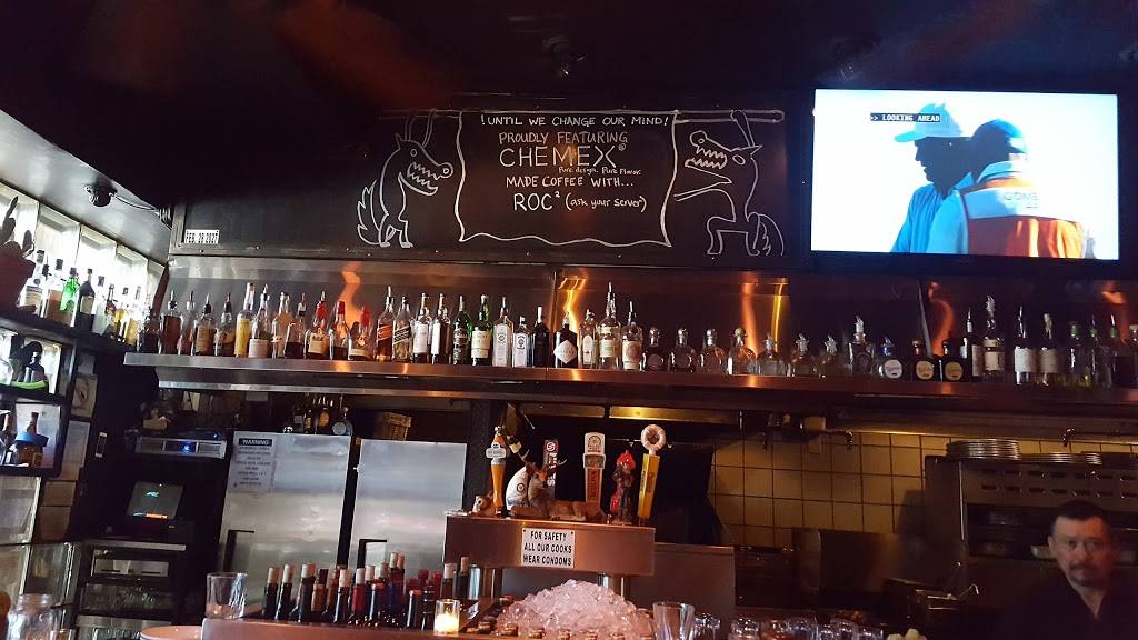 Dicks Hideaway | restaurant | 6008 N 16th St, Phoenix, AZ 85016, USA | 6022411881 OR +1 602-241-1881