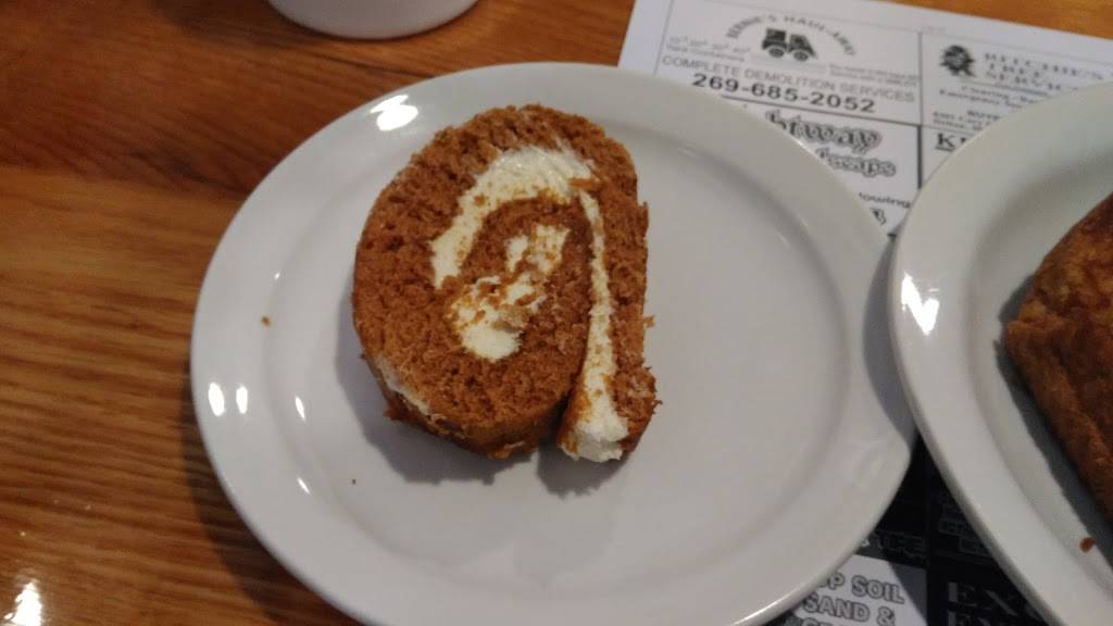 Clippers Cafe | restaurant | 1566 10th St, Martin, MI 49070, USA | 2696724556 OR +1 269-672-4556