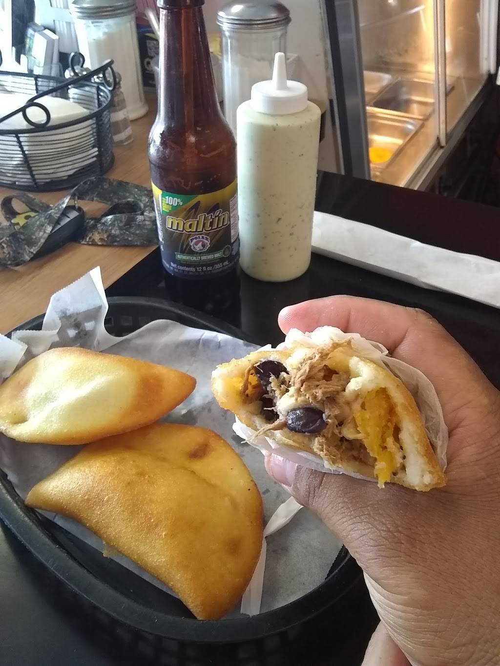 QHubo Cafe. | restaurant | 10201 Hammocks Blvd #156, Miami, FL 33196, USA | 3054034993 OR +1 305-403-4993