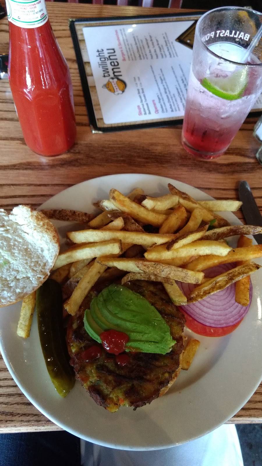 Fetch Warwick | restaurant | 48 Main St, Warwick, NY 10990, USA | 8459878200 OR +1 845-987-8200