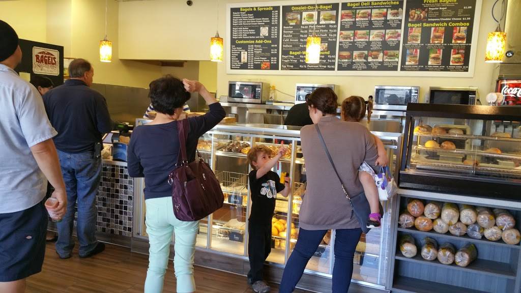 The Bagel Bakery | restaurant | 130 Country Club Gate Center, Pacific Grove, CA 93950, USA | 8316496272 OR +1 831-649-6272
