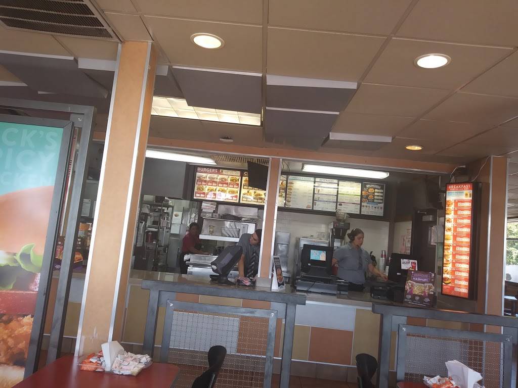 Jack in the Box | restaurant | 1052 N Grand Ave, Covina, CA 91724, USA | 6263321995 OR +1 626-332-1995
