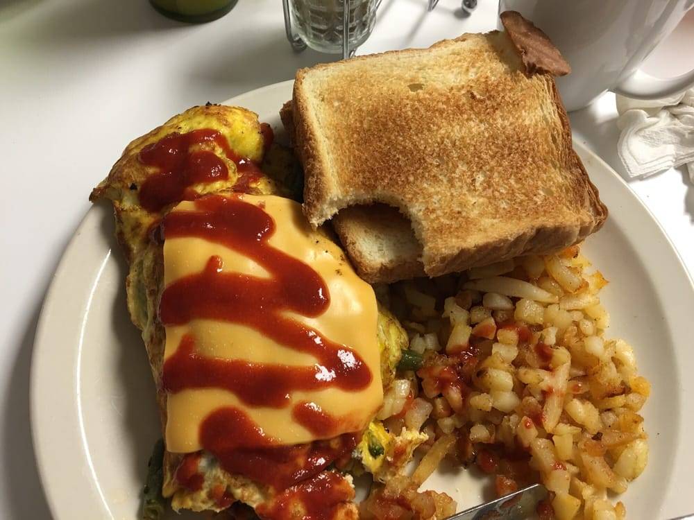 Double B Farm Country Store & Café | restaurant | 2777 S Brostuen Rd, Beloit, WI 53511, USA | 6089210293 OR +1 608-921-0293